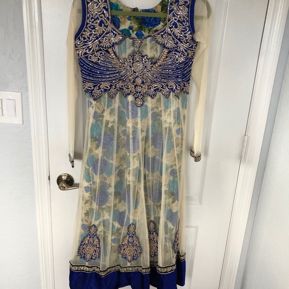 NWOT blue and cream Indian dress